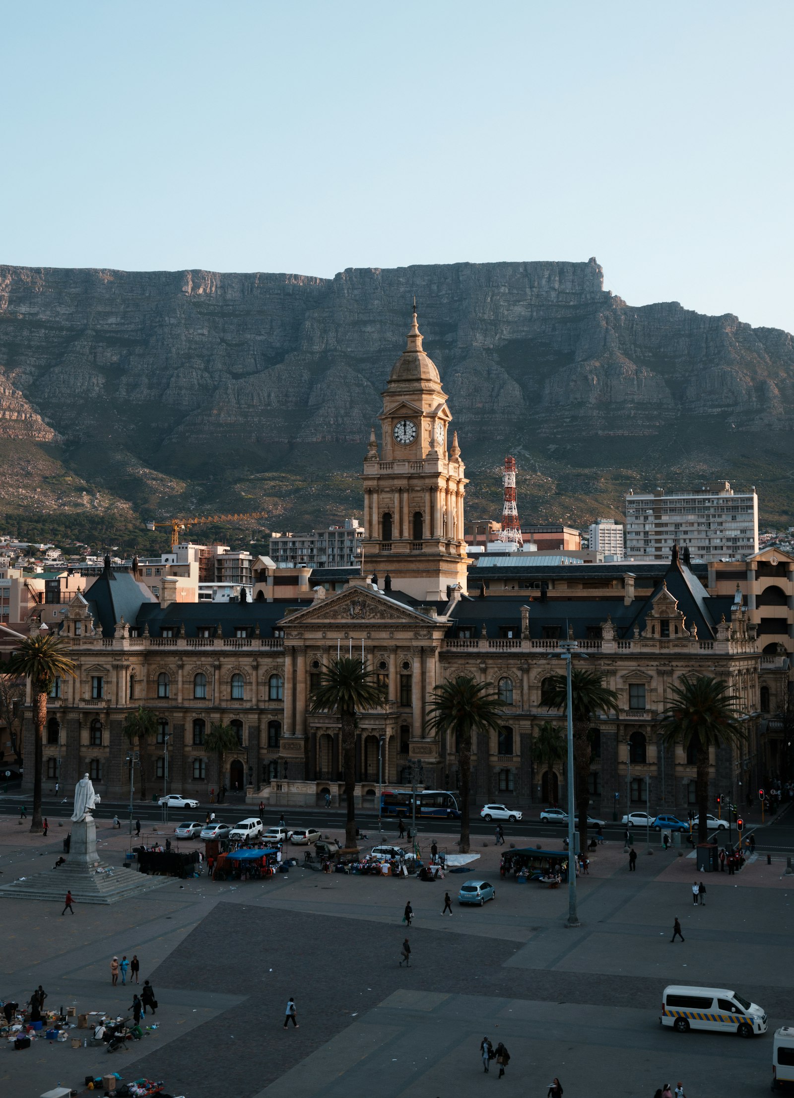 Cape Town City Hall with Table Mountain — municipal services in South Africa